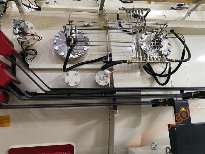 顶部安装的真空炉2台红外热像仪PYROVIEW 320N