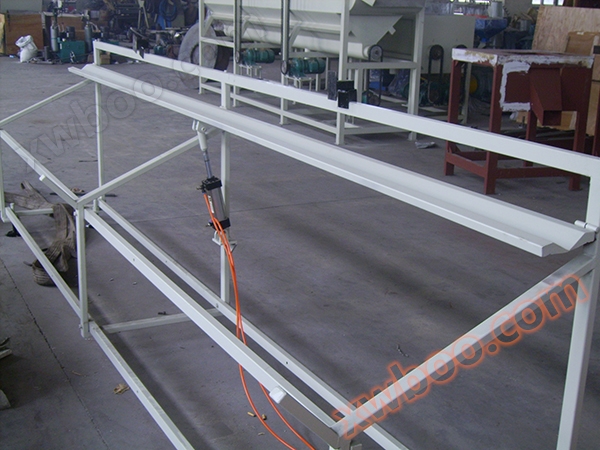 PE tub dublu unul din două echipamente de producție