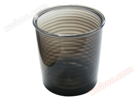 Vaso de agua ondulado degradado