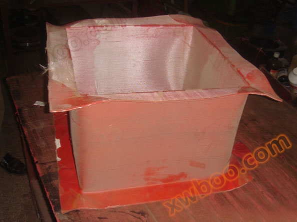 Flanged non-metallic expansion joint skin